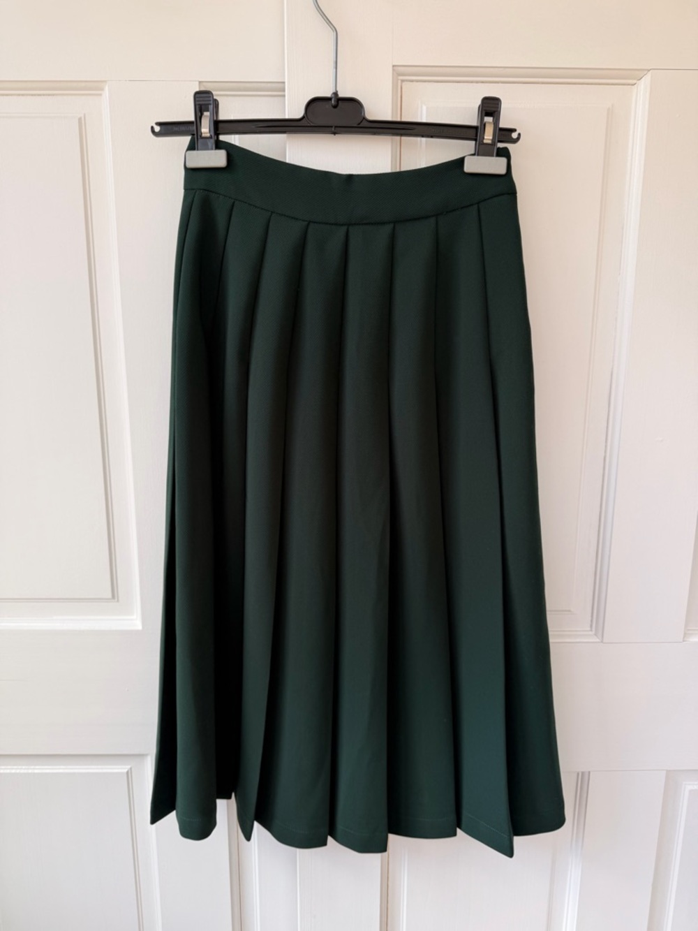 Nomia Dark Green Pleated Midi Skirt